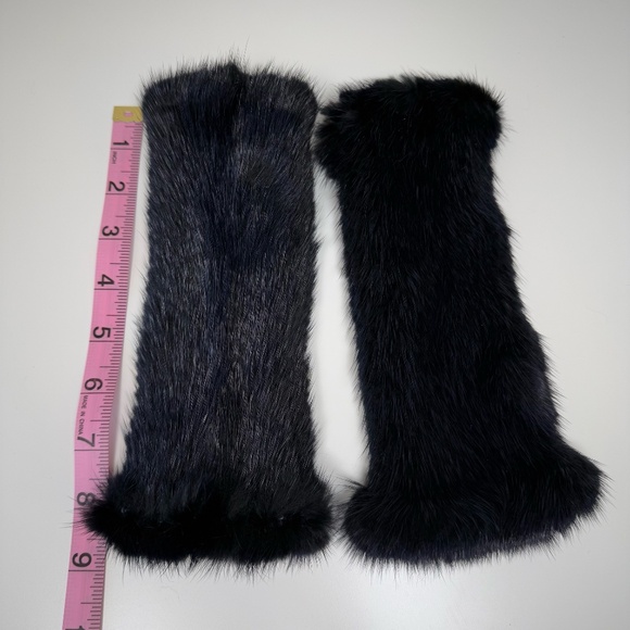 Tory Burch | Mink Fingerless Gloves Navy Blue - Picture 7 of 9
